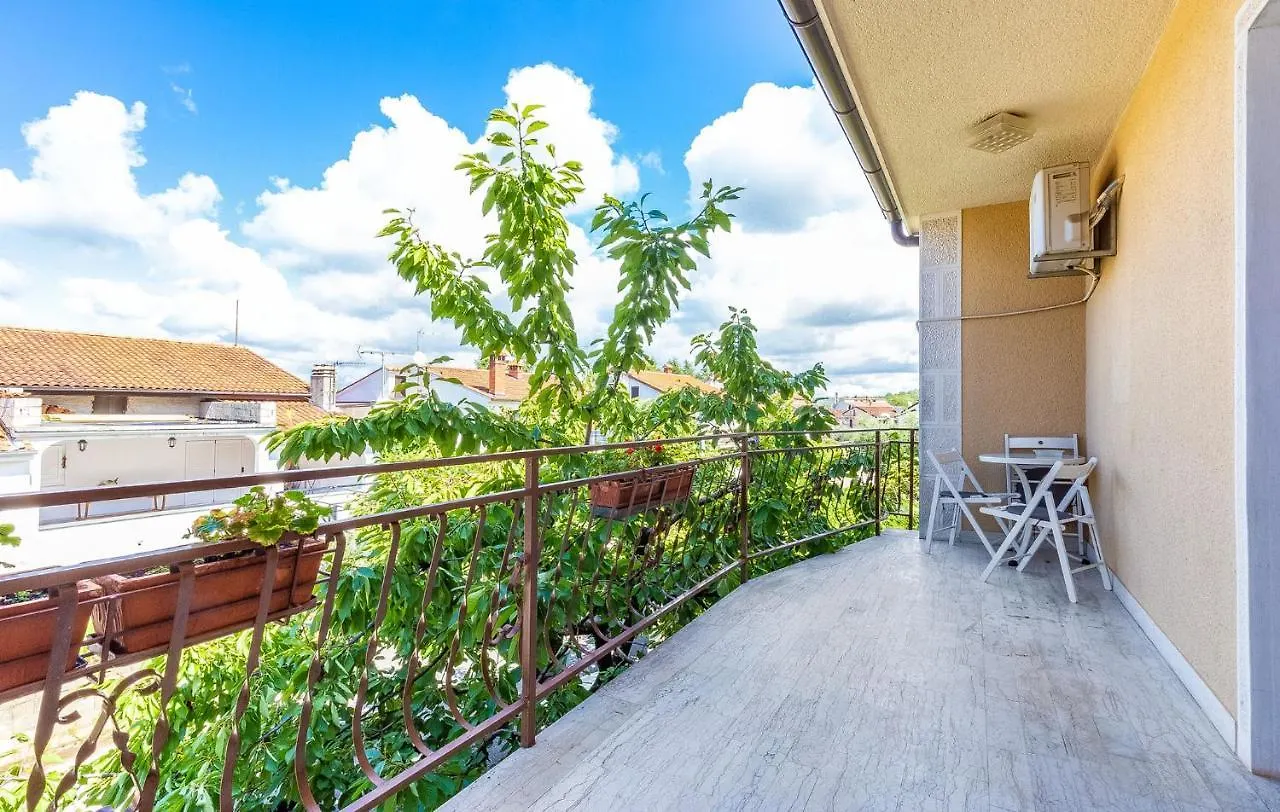 Apartments Lidija Porec